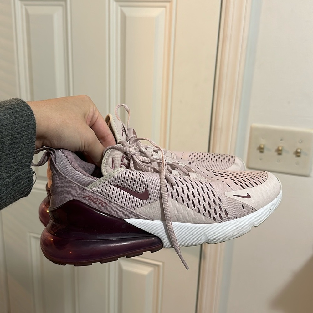 Nike Air Max 270